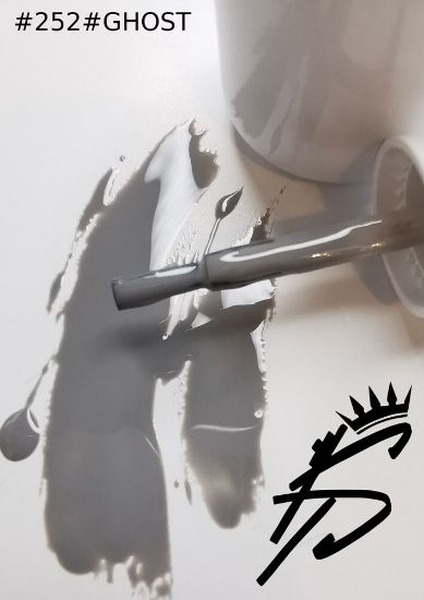 Tendance Blanc Gris Noir 252 GHOST